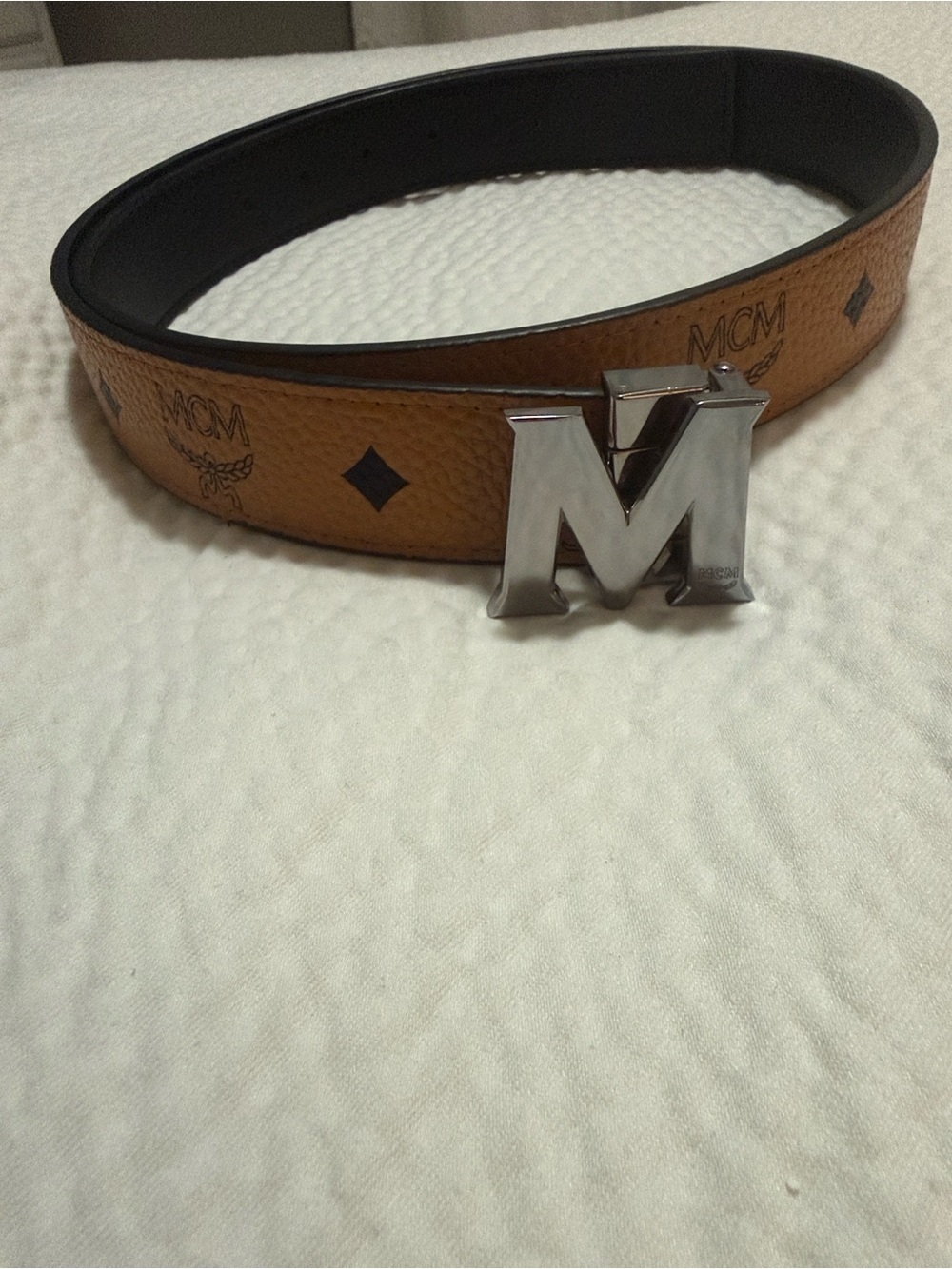 Monogram 'M' Buckle Tan Logo Belt - Picture 3 of 6